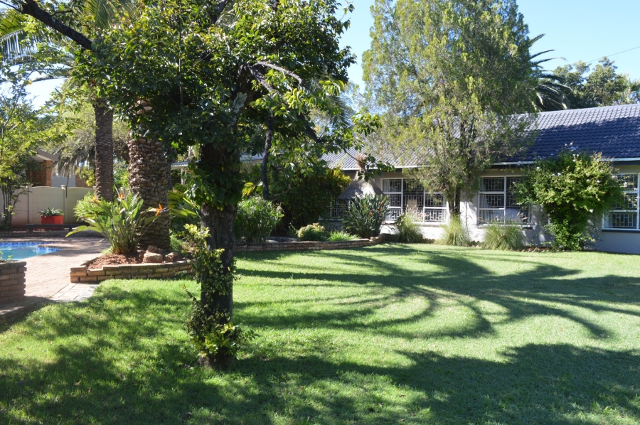 4 Bedroom Property for Sale in Flamwood North West